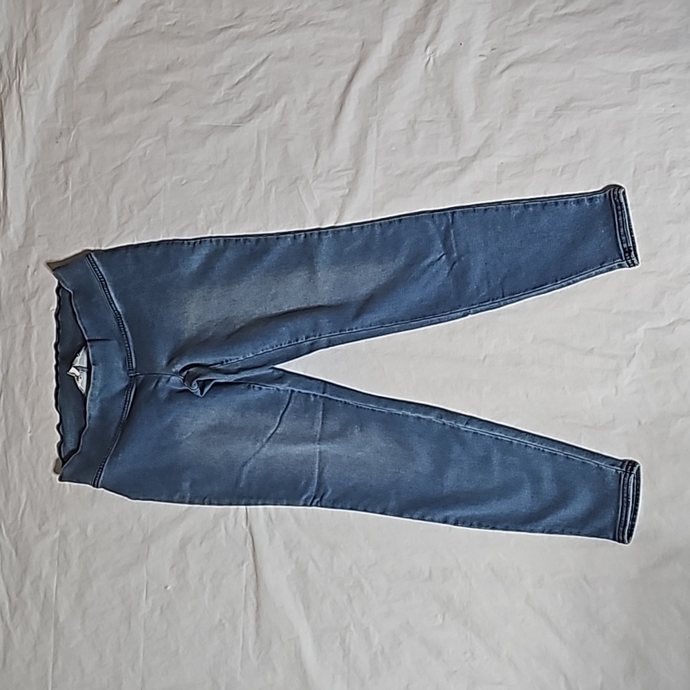 Destination Maternity Jegging Size Small Under Belly Fit New